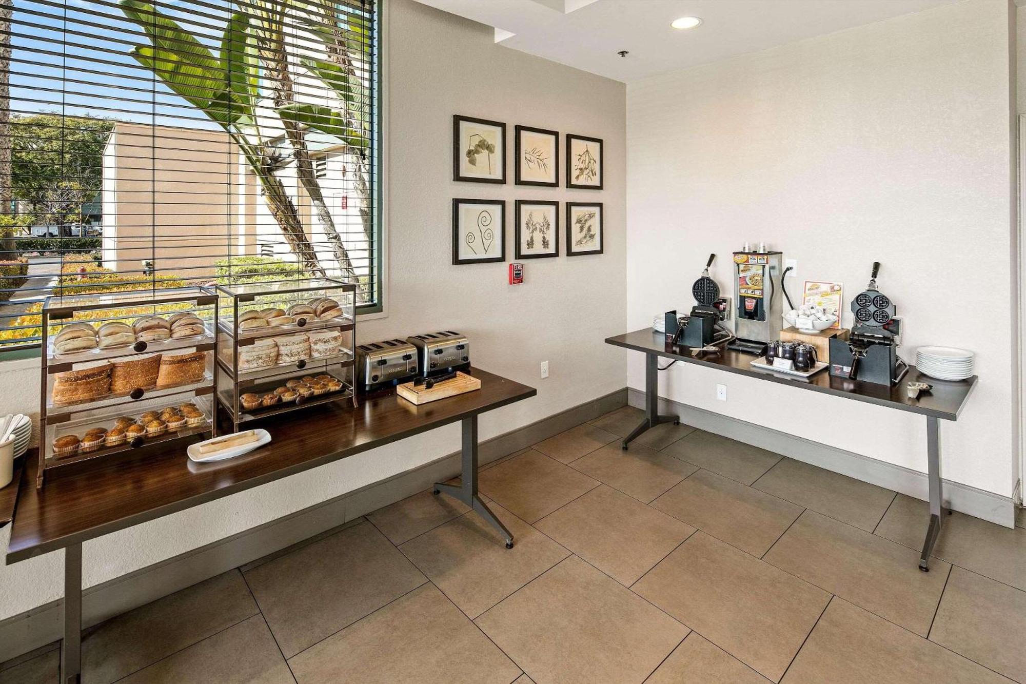 Country Inn & Suites By Radisson, San Diego North, Ca Esterno foto